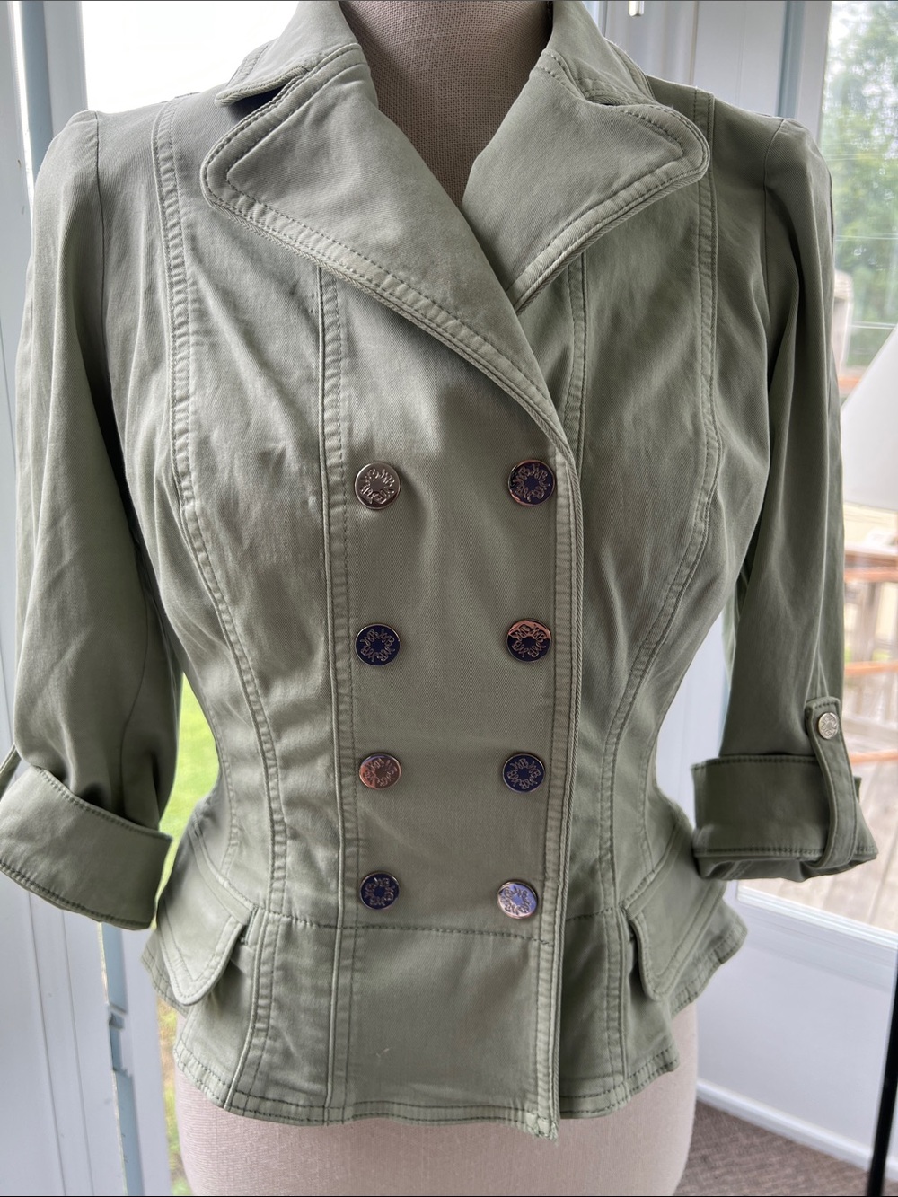 White House Black Market Snap Front Pret Blazerette Double Breasted Jacket